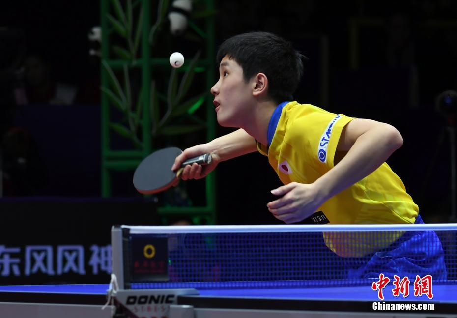 女子世界杯冠军陈梦4-1击败孙颖莎，国乒再夺男