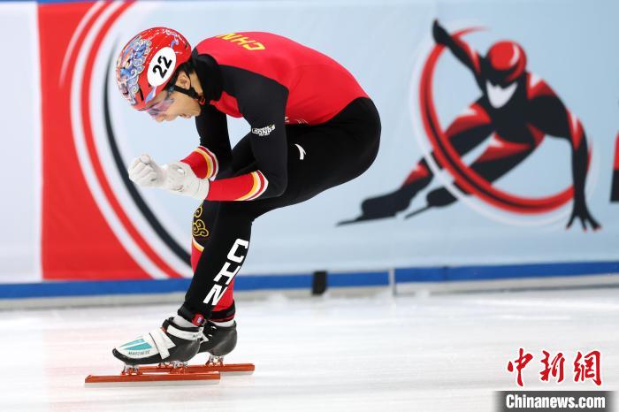 孙龙双冠加冕 中国短道速滑世巡赛北京站多点开
