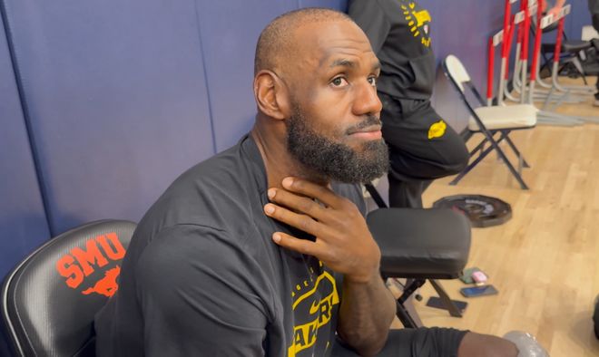 詹姆斯澄清孟菲斯搬迁言论 市长邀其参观城市