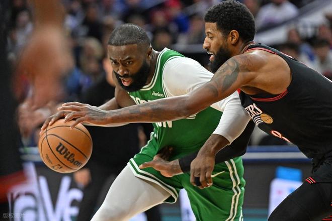 湖人雷霆3-0横扫，季后赛首轮格局分化明显